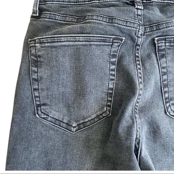 Topshop Jeans. Jamie Style. Medium-Dark Wash. Midrise. Size 28x30 Great Cond!!! - Picture 4 of 12